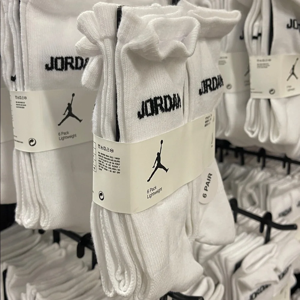 Jordan White Crew Socks 6-Pack JORDAN JUMPMAN CREW Socks  6PK
